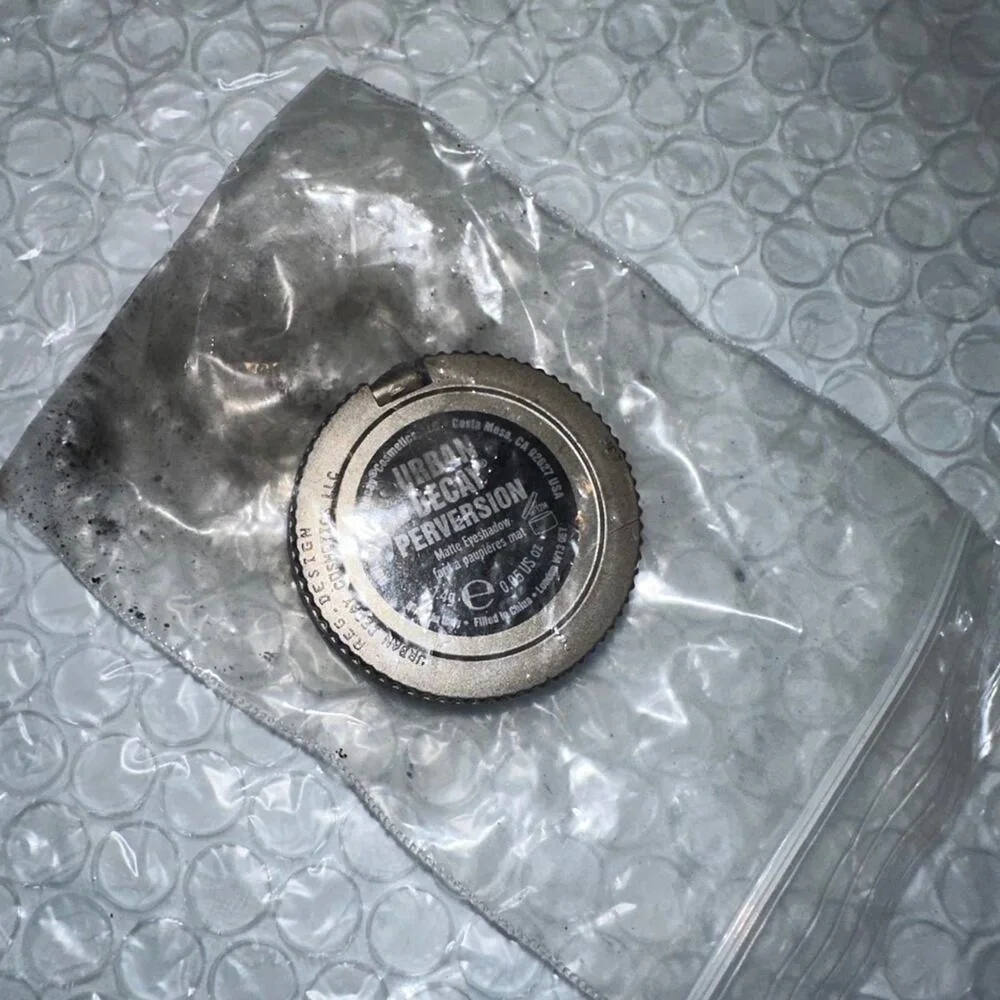 urban decay‎ eye shadow perversion rare
